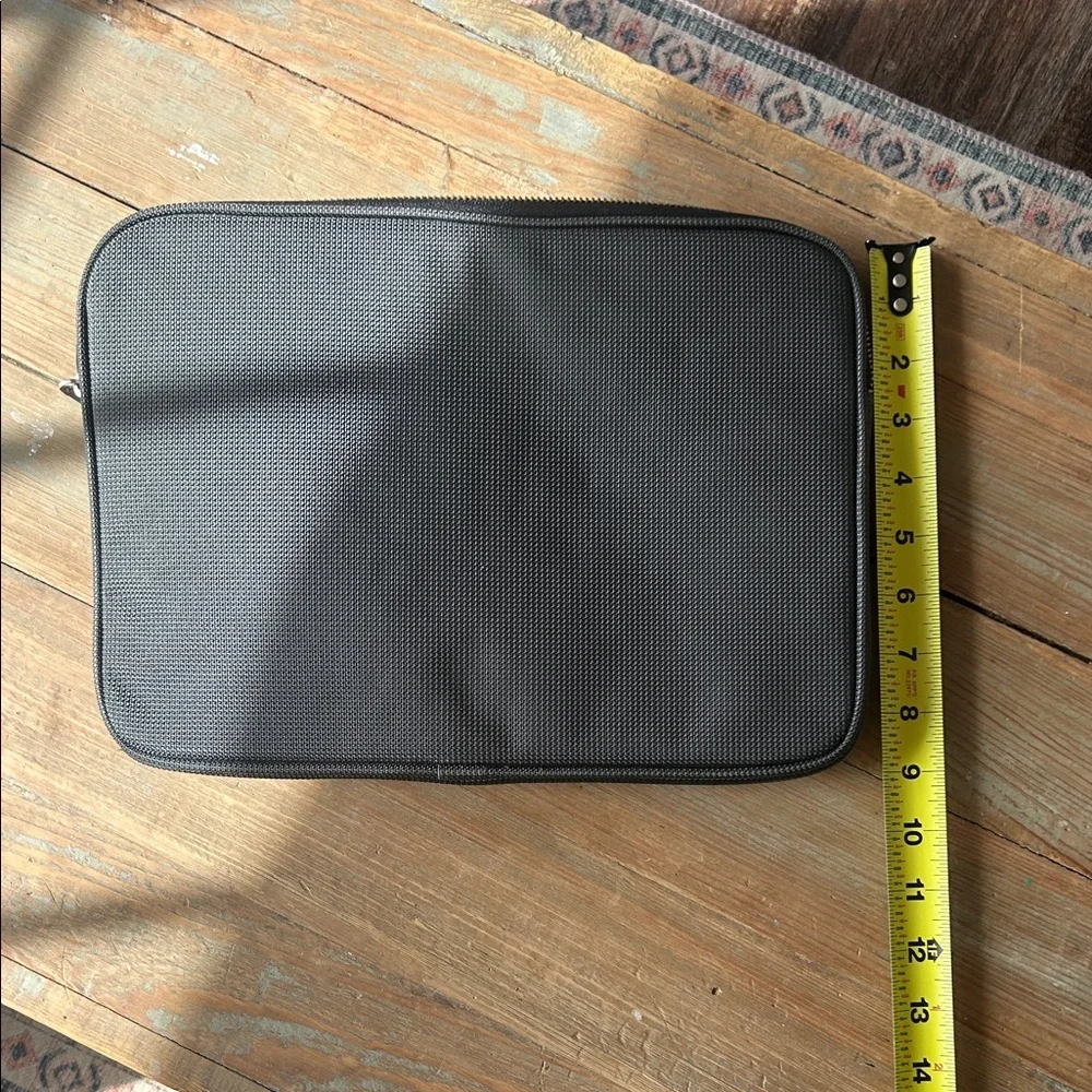Jack Spade durable tablet
